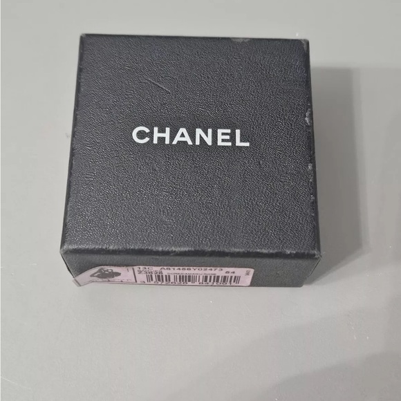 RARE blush Chanel Vintage 3 Camellia Enamel & Rhinestone CC Logo Ring! SZ 6.75 - Picture 7 of 7